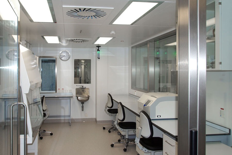 Ceiling systems and illuminators