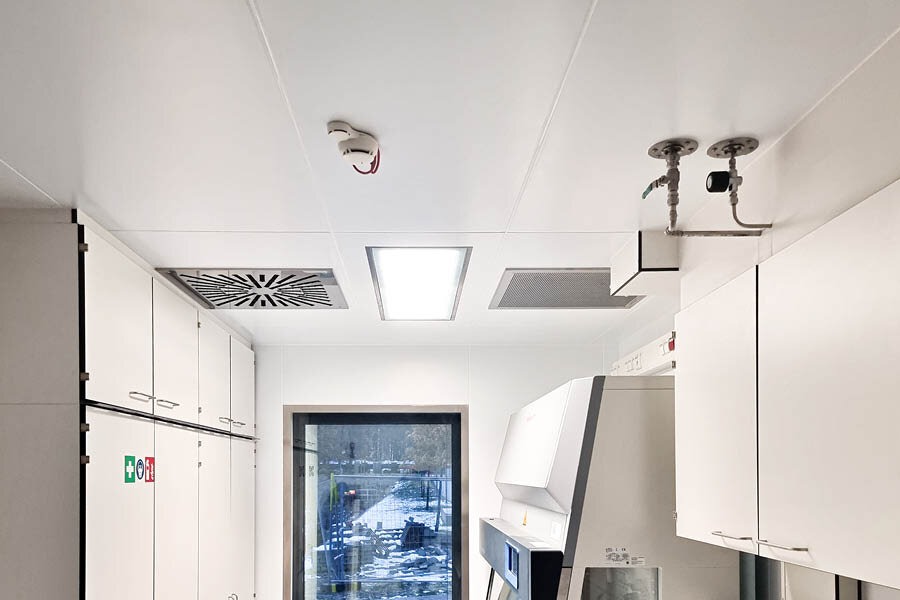 Fast Track Laboratory Building (4)
