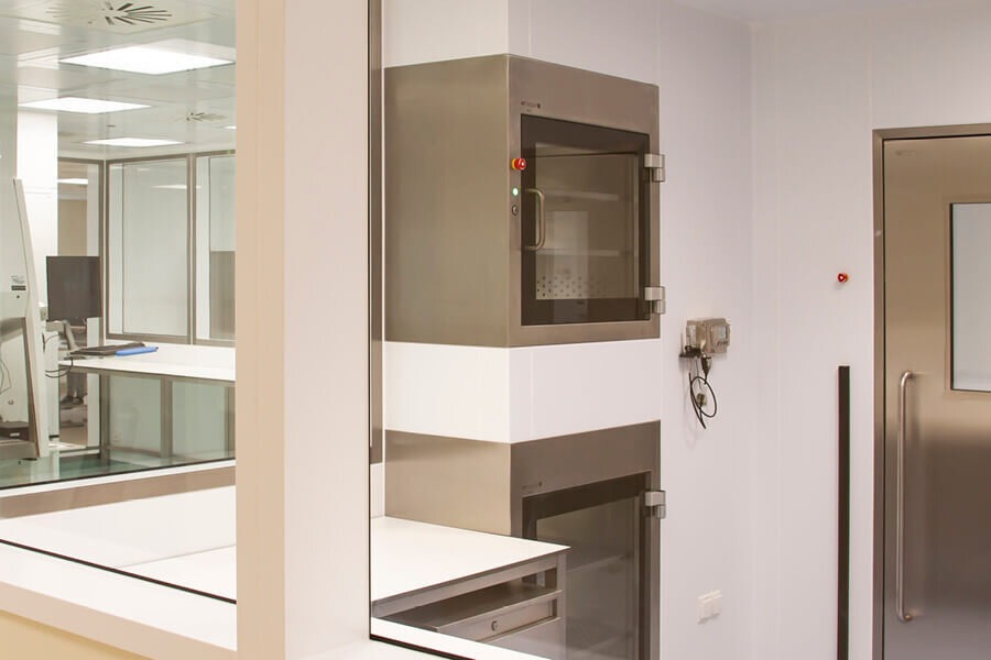 GMP cleanroom material sluices (1)