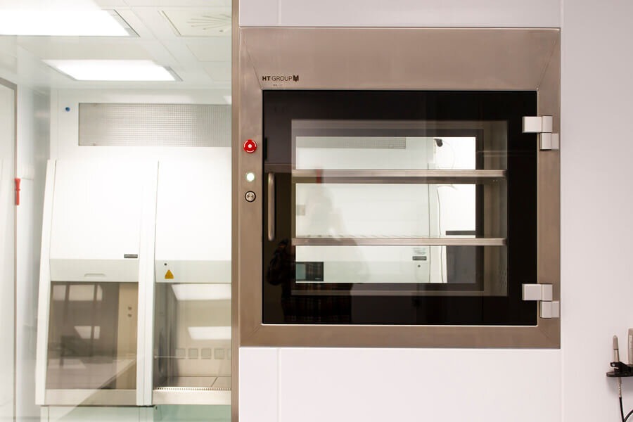 GMP cleanroom material sluices (4)